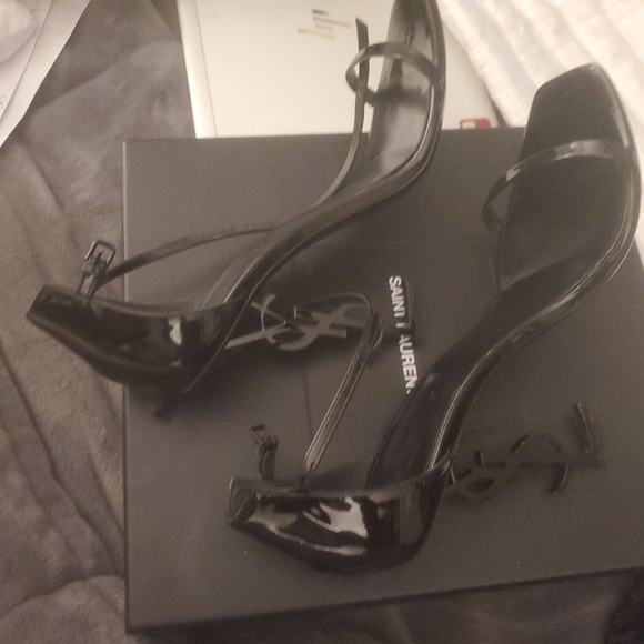 YSL patent leather heels - Picture 4 of 7